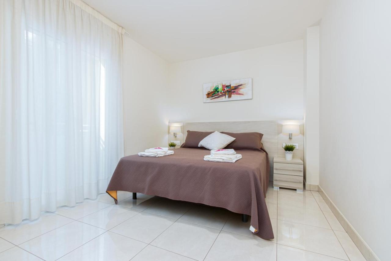 Apart-Rent Apartamento Francesc Macia 2003 Росес Екстериор снимка